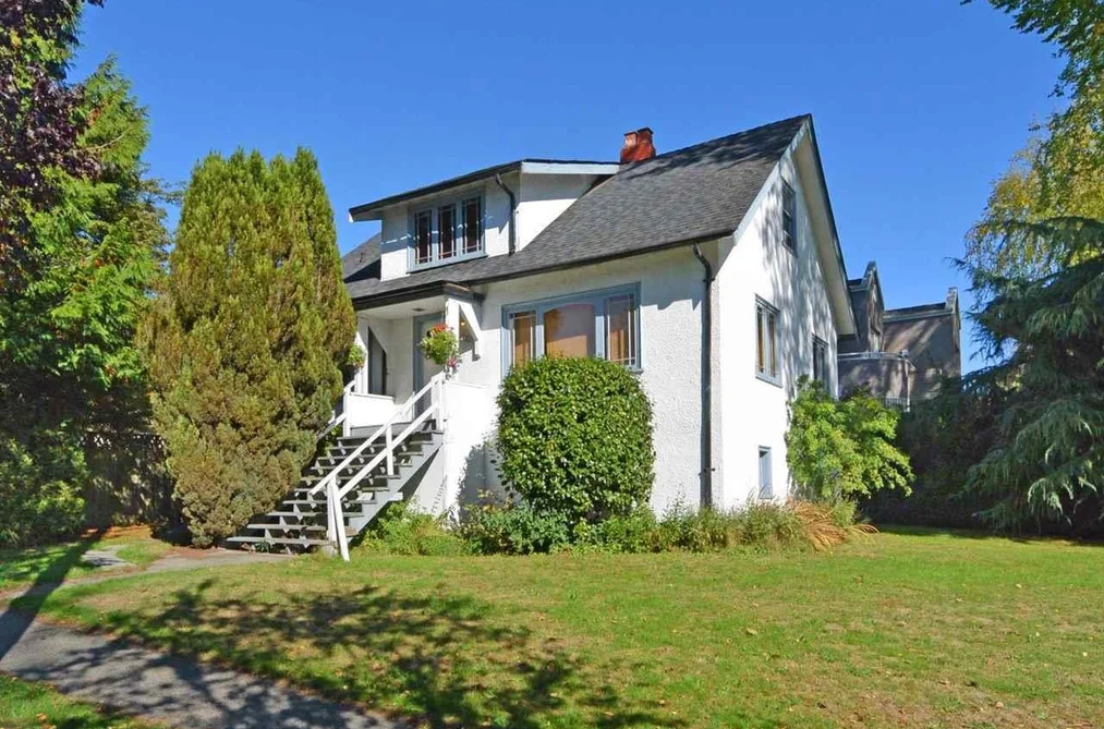 House for sale at 5480 Collingwood Street Vancouver British Columbia - MLS: R2975453