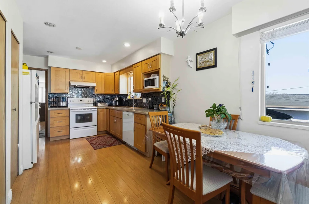549 E 56TH AVENUE, Vancouver BC V5X 1R6, Vancouver BC — Residential for Sale - Photo 3