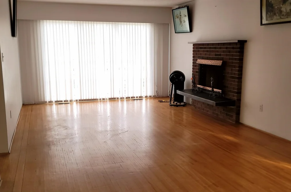 549 RENFREW STREET, Vancouver BC V5K 4B2, Vancouver BC — Residential for Sale - Photo 2