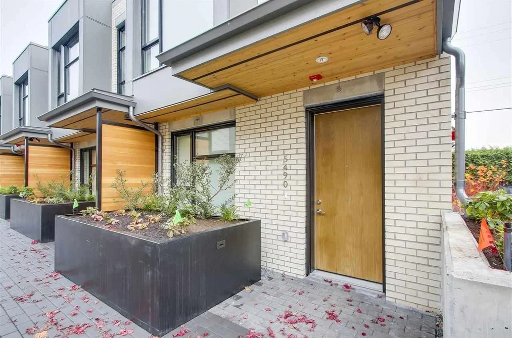 Townhouse for sale at 5490 Oak Street Vancouver British Columbia - MLS: R3156344