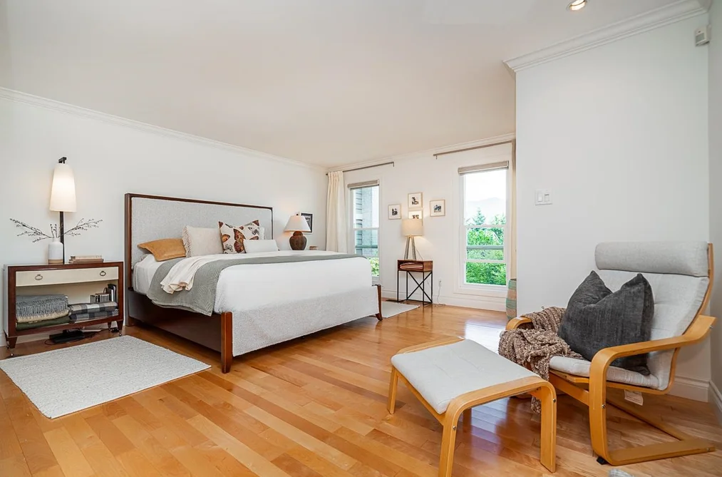 550 YALE ROAD, Port Moody, BC — Residential for Sale — Photo 16 of 39