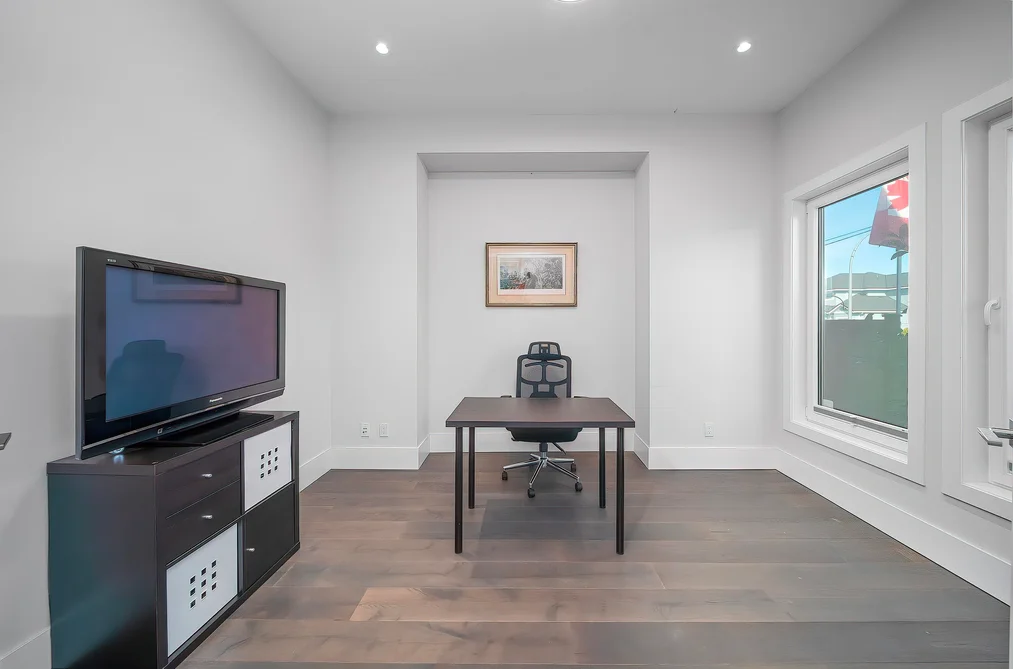 5500 52 AVENUE, Ladner BC V4K 2C5, Ladner BC — Residential for Sale - Photo 5