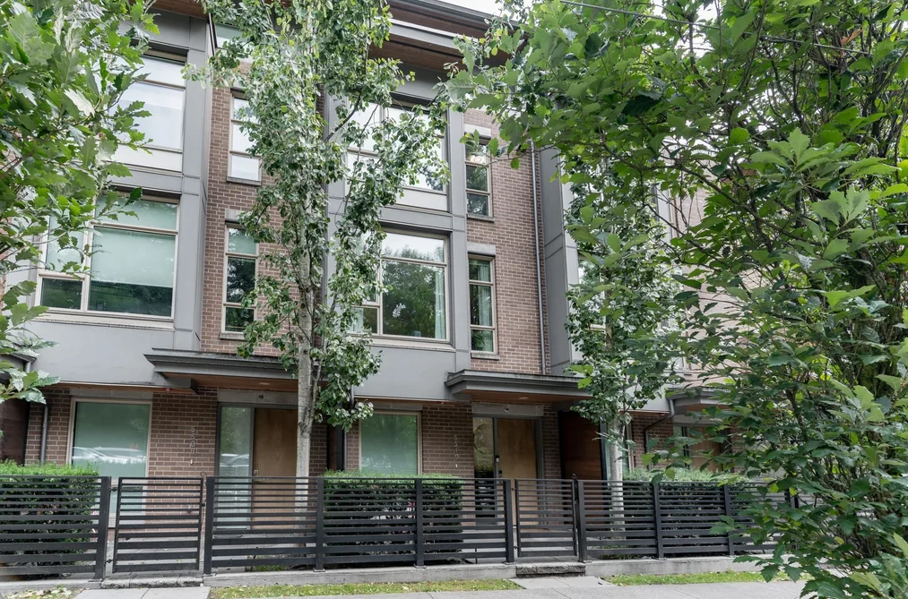 Townhouse for sale at 5510 Oak Street Vancouver British Columbia - MLS: R3157272