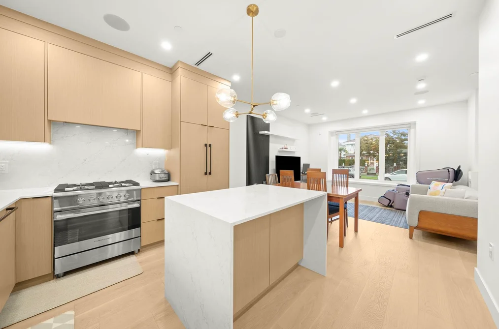 Half Duplex for sale at 552 E 58th Avenue Vancouver British Columbia - MLS: R3081151
