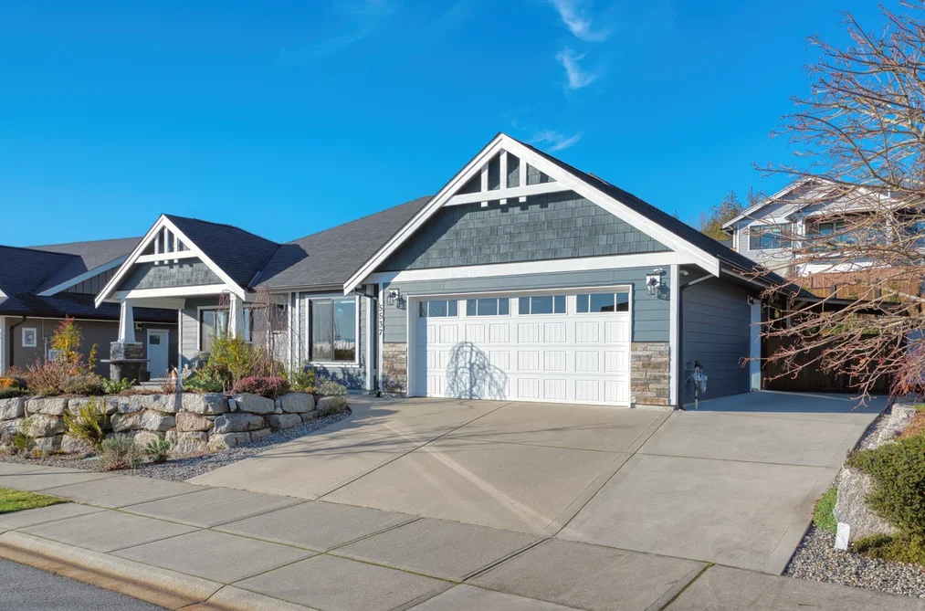5537 PEREGRINE CRESCENT, Sechelt BC V7Z 0V5, Sechelt BC — Residential for Sale - Photo 2