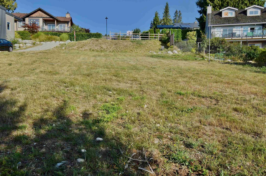 554 WILDWOOD CRESCENT, Gibsons BC V0N 1V9, Gibsons BC — Land for Sale - Photo 4