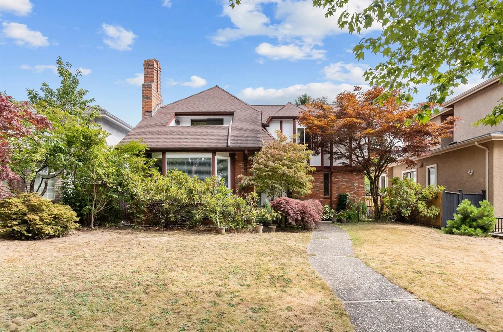 House for sale at 5564 Elizabeth Street Vancouver British Columbia - MLS: R3031589