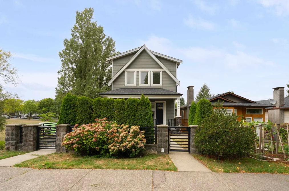 Half Duplex for sale at 5565 Dundee Street Vancouver British Columbia - MLS: R3163918