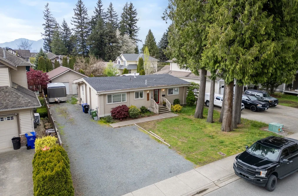 House for sale at 5565 Peach Road Chilliwack British Columbia - MLS: R3114086