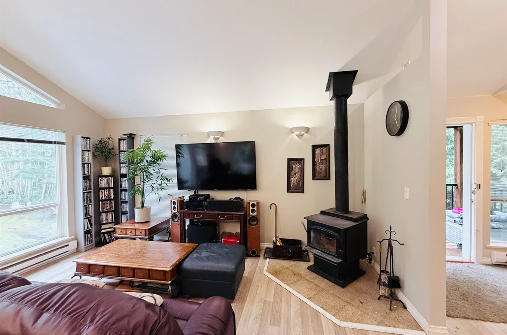 5565 RILEY ROAD, Halfmoon Bay BC V7Z 1B6, Halfmoon Bay BC — Residential for Sale - Photo 5