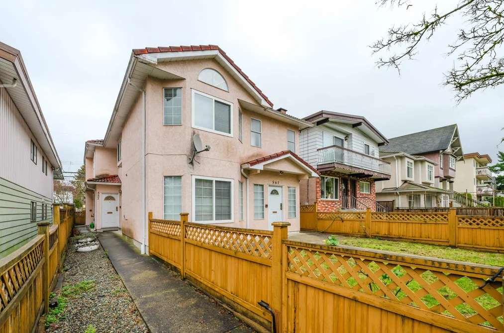 557 E 44TH AVENUE, Vancouver BC V5W 1W4, Vancouver BC — Residential for Sale - Photo 2