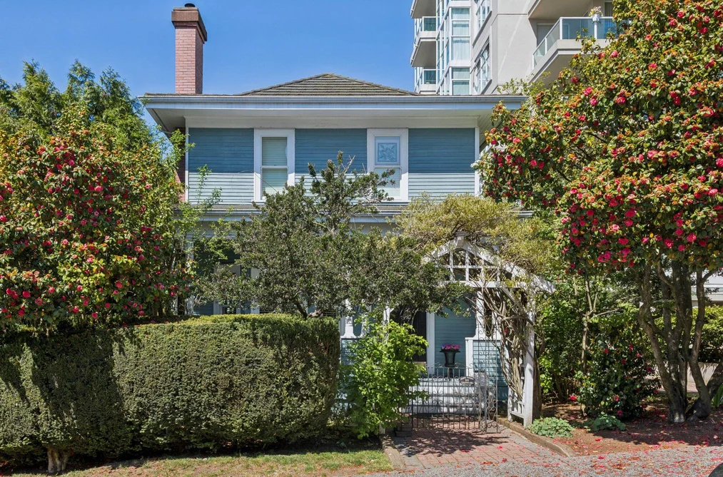 Townhouse for sale at 557 Lonsdale Avenue North Vancouver British Columbia - MLS: R3117614