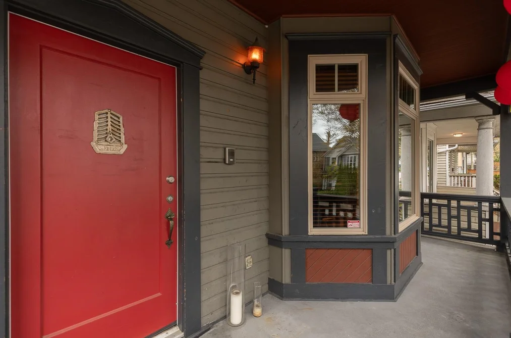 557 PRIOR STREET, Vancouver BC V6A 2G4, Vancouver BC — Residential for Sale - Photo 2