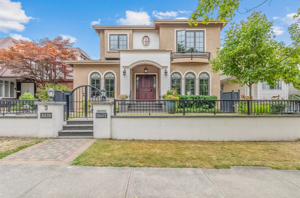 House for sale at 5578 Elizabeth Street Vancouver British Columbia - MLS: R3150071