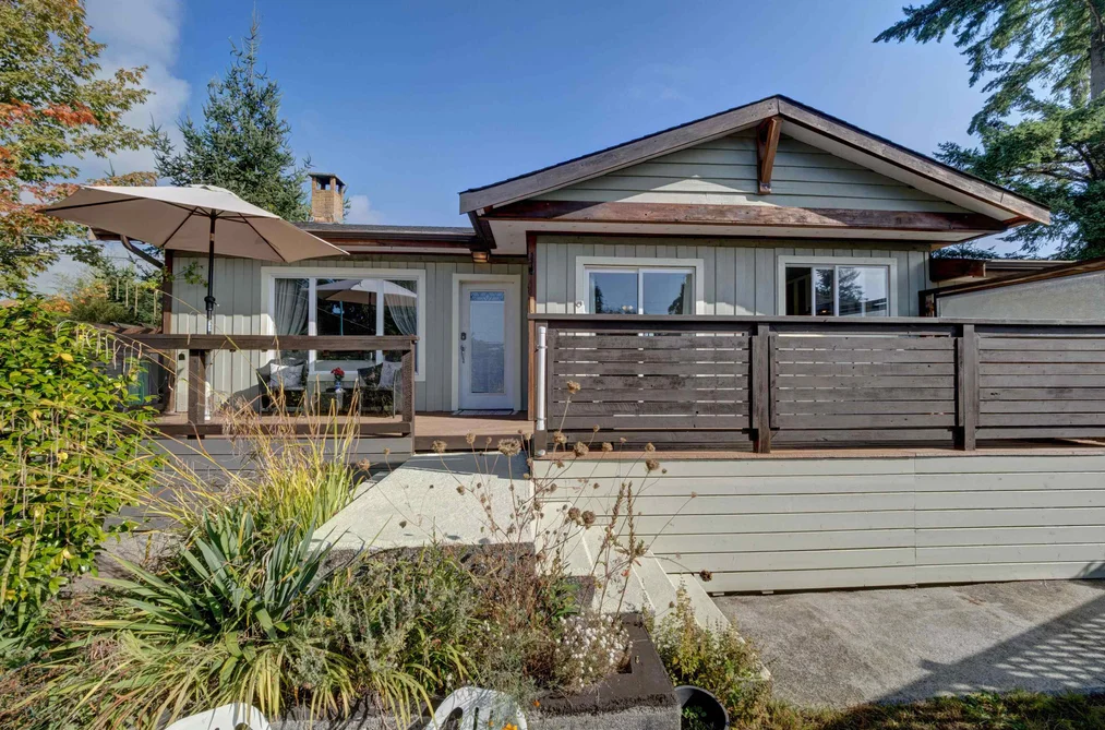 House for sale at 5582 Emerson Road Sechelt British Columbia - MLS: R3167462