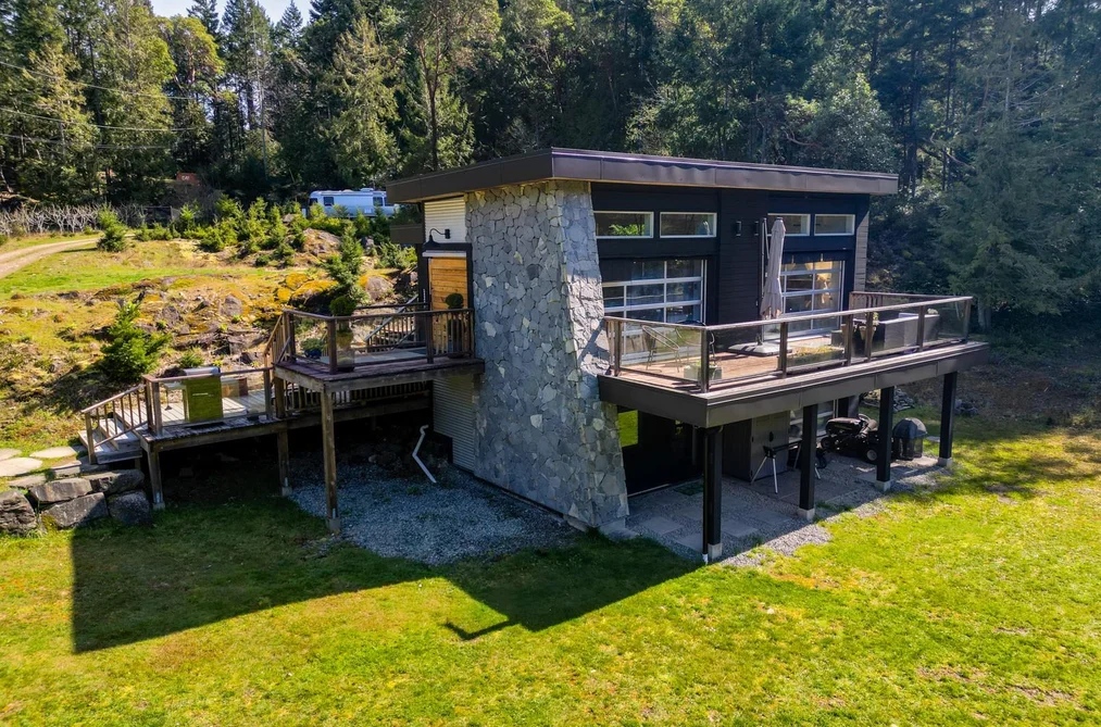 5582 HOOSON ROAD, Pender Island BC V0N 2M1, Pender Island BC — Residential for Sale - Photo 2