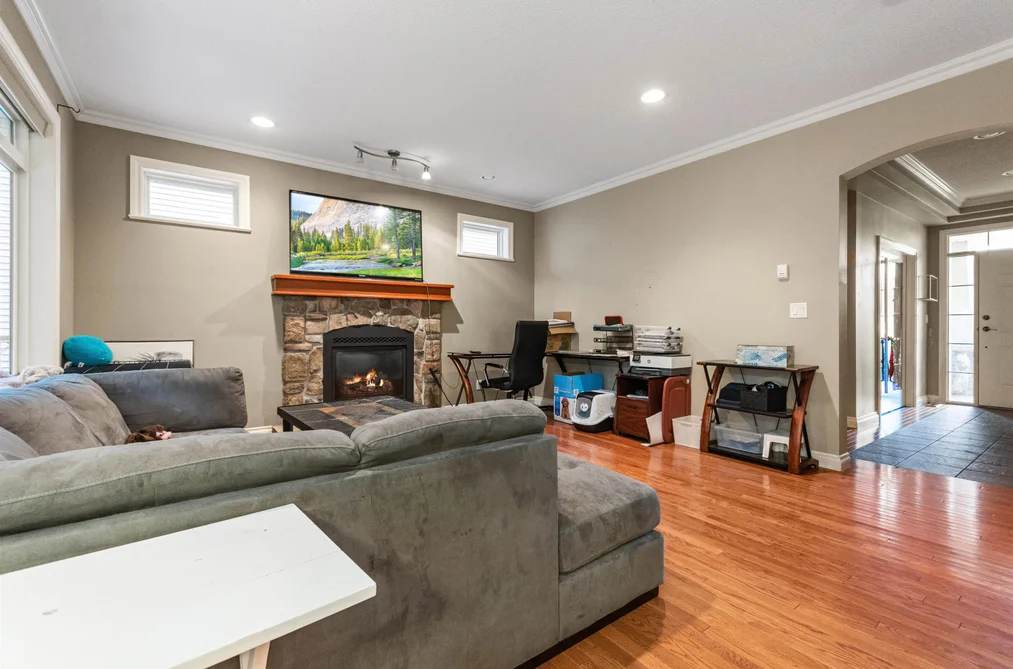 5583 THOM CREEK DRIVE, Chilliwack BC V2R 5Z6, Chilliwack BC — Residential for Sale - Photo 4