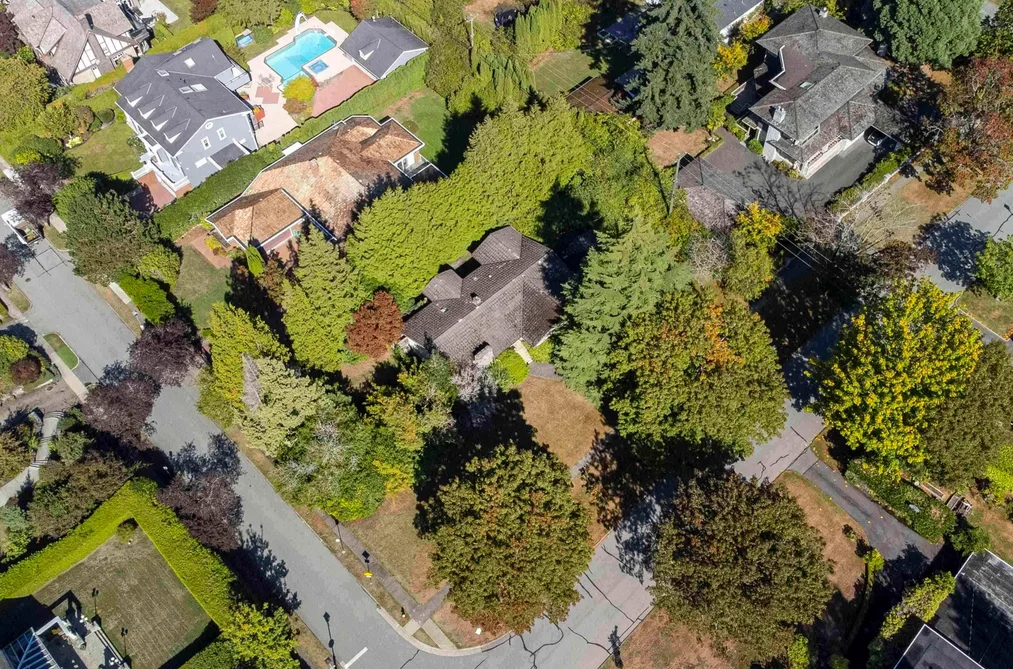 House for sale at 5595 College Highroad Vancouver British Columbia - MLS: R3071207