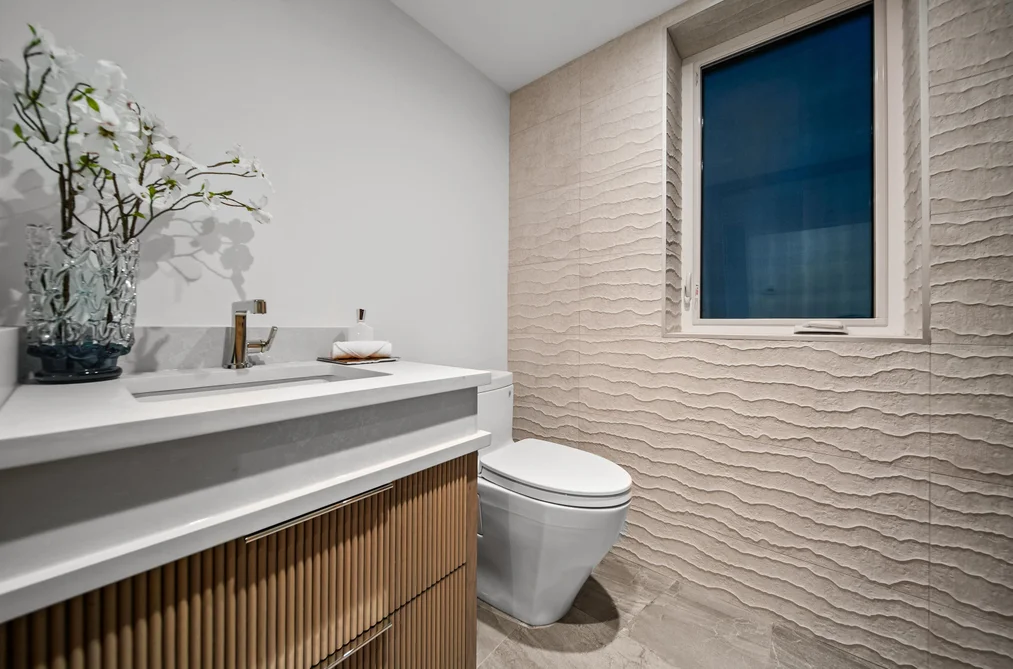 5595 Mackenzie Street, Vancouver, BC - House for Sale - Photo 11 of 40 5595 Mackenzie Street, Vancouver, BC - House for Sale - Photo 11 of 40