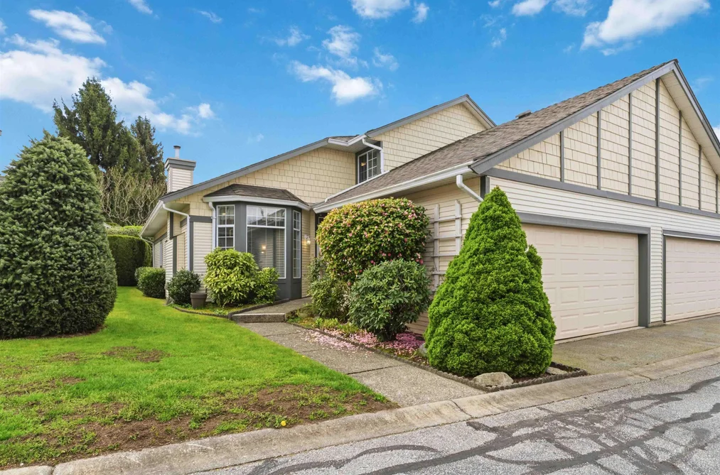 Townhouse for sale at 56 9012 Walnut Grove Drive Langley British Columbia - MLS: R3115420