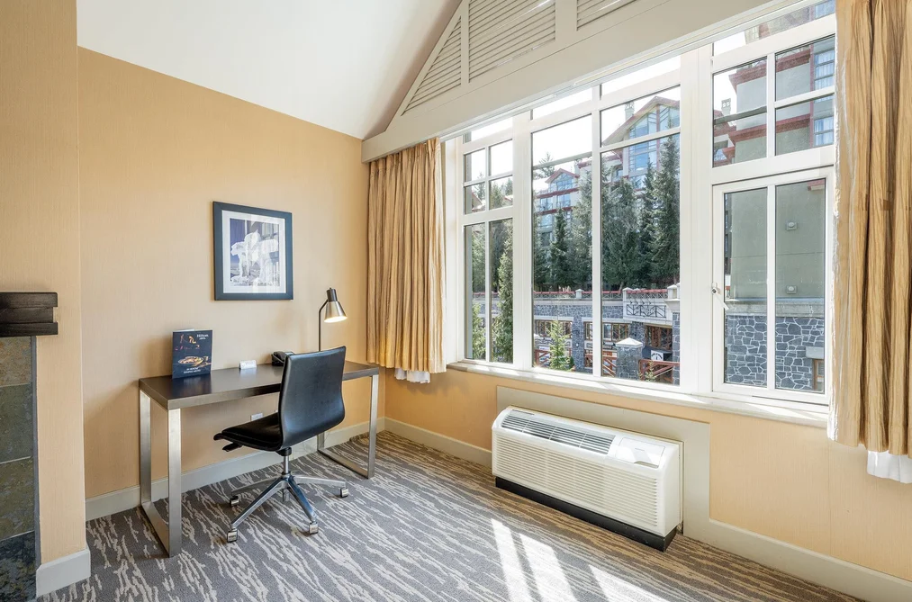 560 4050 WHISTLER WAY, Whistler BC V8E 1H9, Whistler BC — Residential for Sale - Photo 2