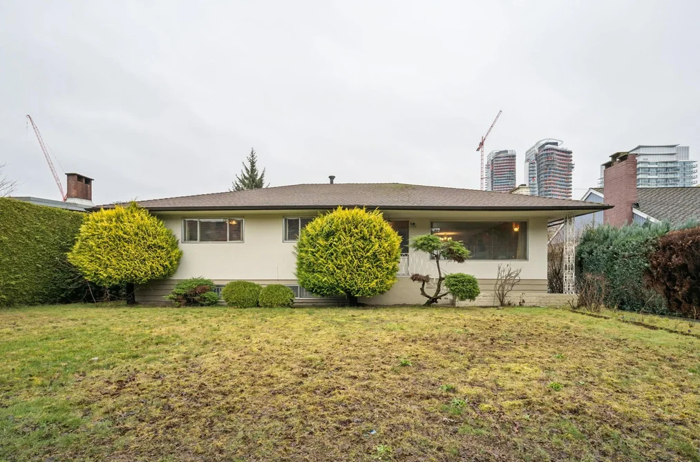 House for sale at 5606 Willow Street Vancouver British Columbia - MLS: R3100893