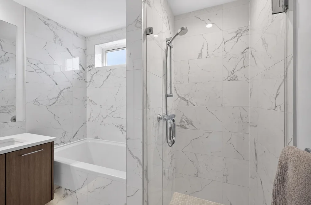561 W 29th Avenue, Vancouver, BC - Townhouse for Sale - Photo 32 of 40 561 W 29th Avenue, Vancouver, BC - Townhouse for Sale - Photo 32 of 40