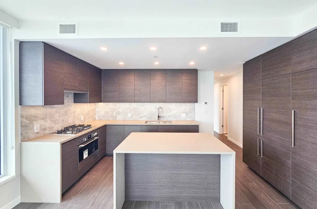 5610 2108 GILMORE AVENUE, Burnaby BC V5C 0N8, Burnaby BC — Residential for Sale - Photo 3