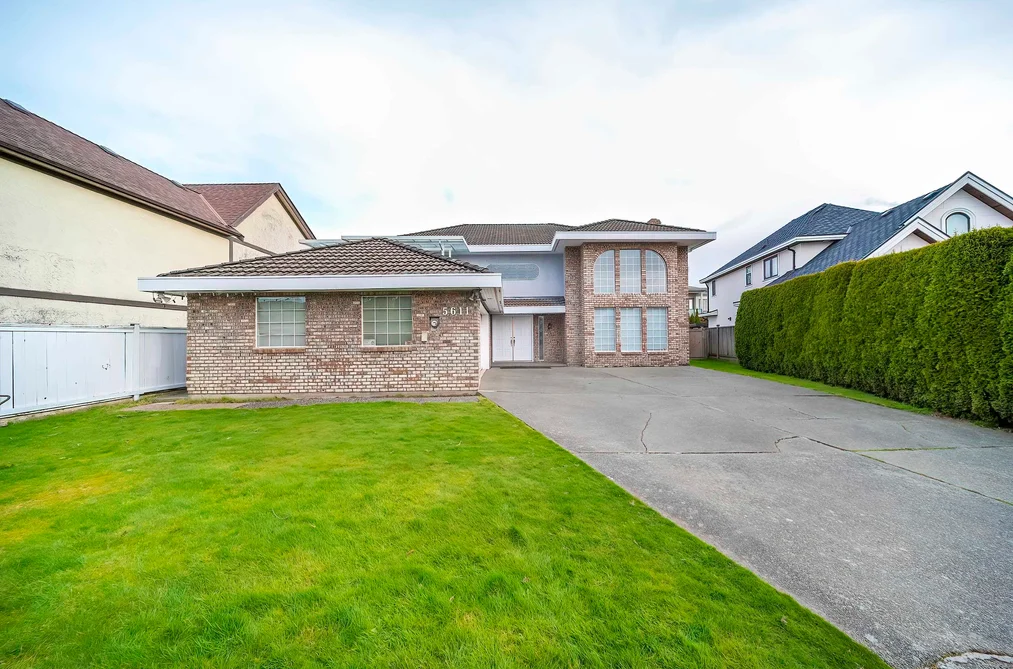 House for sale at 5611 Holt Avenue Richmond British Columbia - MLS: R3095832