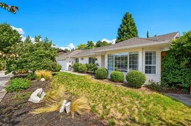 5616 Emerson Rd, Sechelt, BC - MLS: R3171893