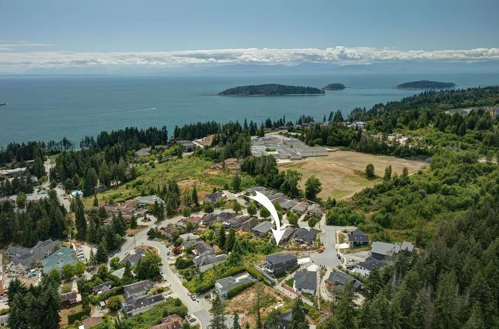 Property for sale at 5618 Dungeness Place Sechelt British Columbia - MLS: R3080112
