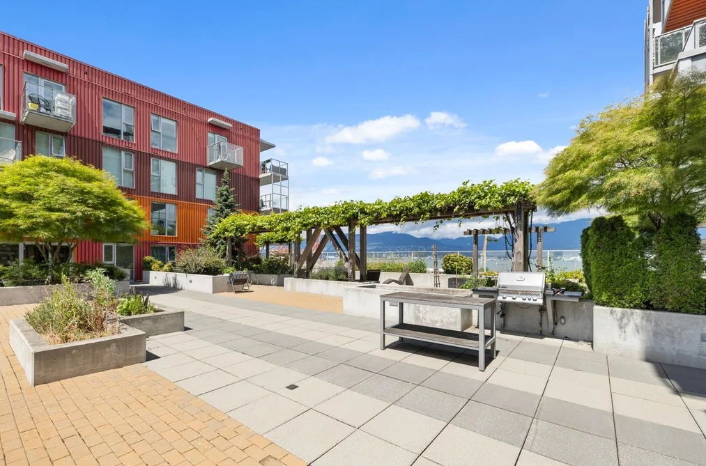 562 955 E HASTINGS STREET, Vancouver BC V6A 0G8, Vancouver BC — Residential for Sale — Photo 19 of 33