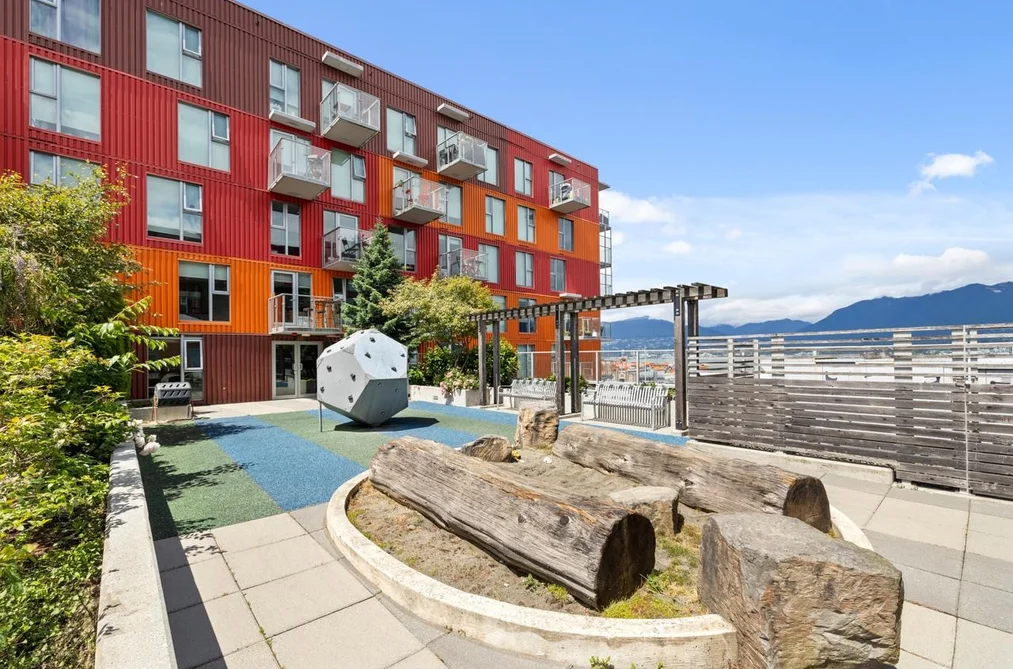 562 955 E HASTINGS STREET, Vancouver BC V6A 0G8, Vancouver BC — Residential for Sale — Photo 22 of 33