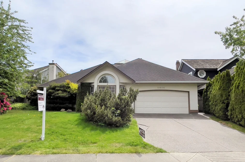 House for sale at 5620 Cornwall Drive Richmond British Columbia - MLS: R3125027