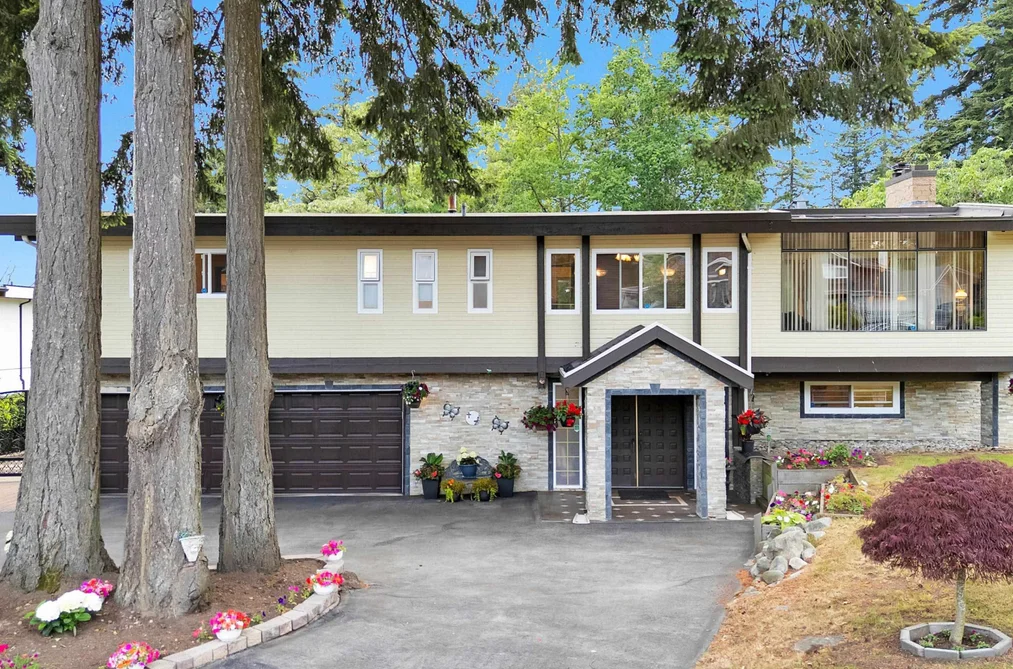 5625 132 STREET, Surrey BC V3X 1N8, Surrey BC — Residential for Sale - Photo 2