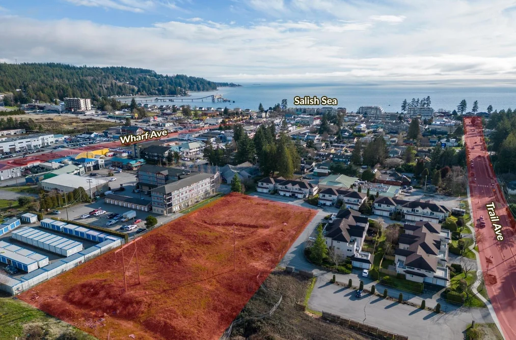 Property for sale at 5634 Trail Avenue Sechelt British Columbia - MLS: R3077915