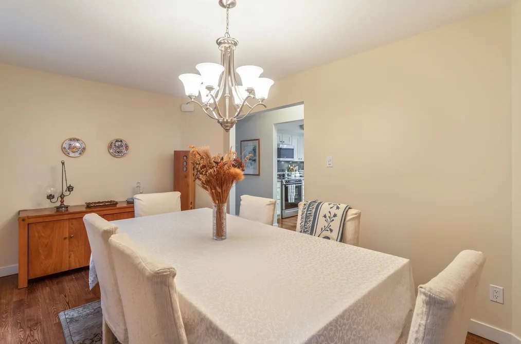 5639 WHITE PINE LANE, North Vancouver BC V7R 4S1, North Vancouver BC — Residential for Sale - Photo 7