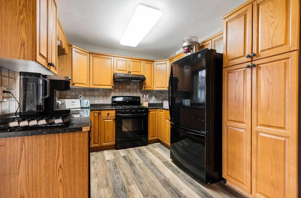 5642 THORNHILL STREET, Chilliwack BC V2R 3Y7, Chilliwack BC — Residential for Sale - Photo 4