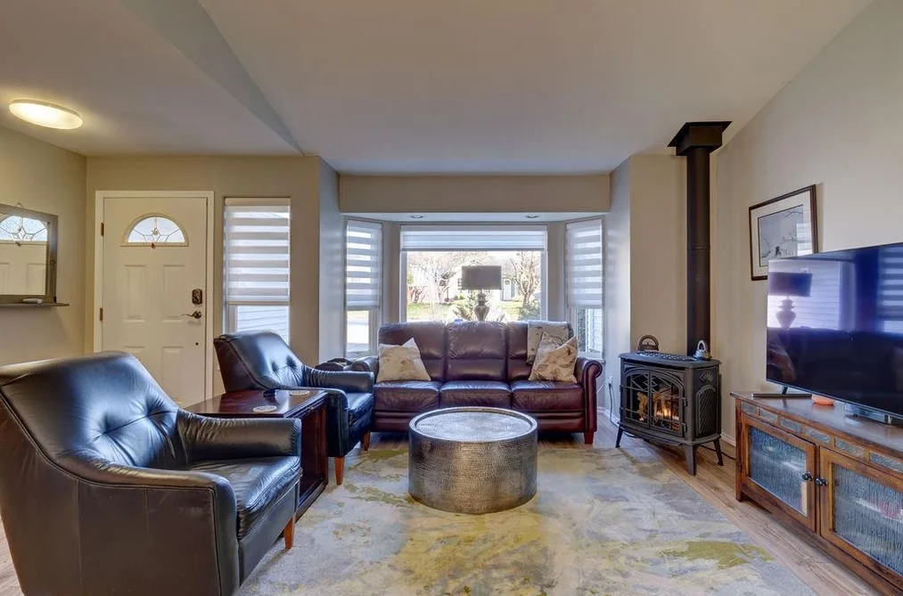 5643 CURTIS PLACE, Sechelt BC V7Z 0R9, Sechelt BC — Residential for Sale - Photo 4
