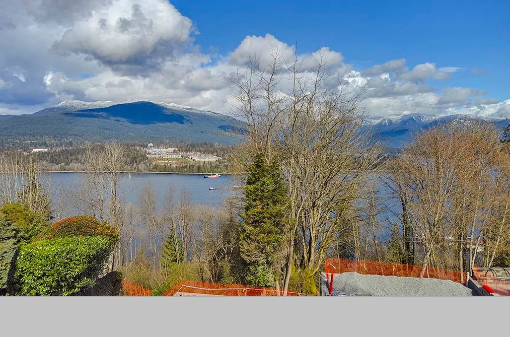 Property for sale at 5645 Highfield Drive Burnaby British Columbia - MLS: R3077376
