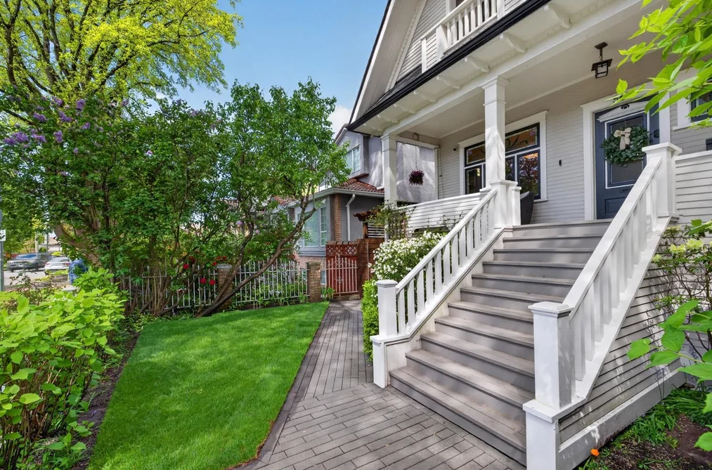 565 E 45TH AVENUE, Vancouver BC V5W 1X6, Vancouver BC — Residential for Sale — Photo 3 of 39