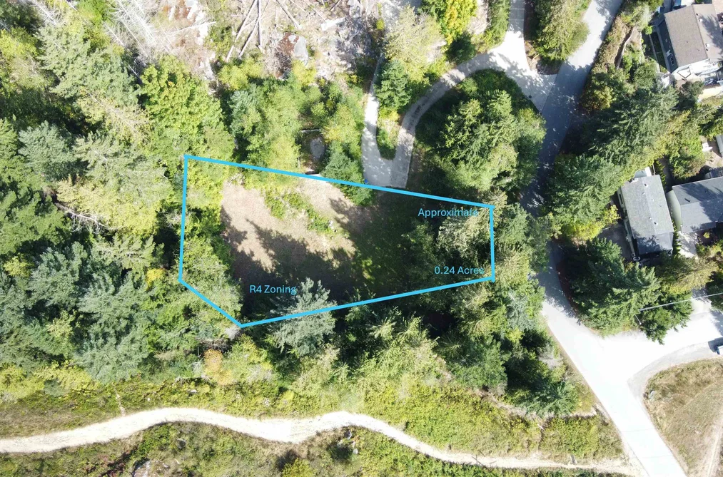 Property for sale at 5661 Salmon Drive Sechelt British Columbia - MLS: R3111384