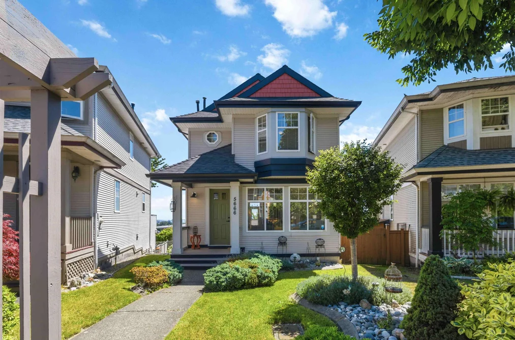 House for sale at 5666 149a Street Surrey British Columbia - MLS: R3152860