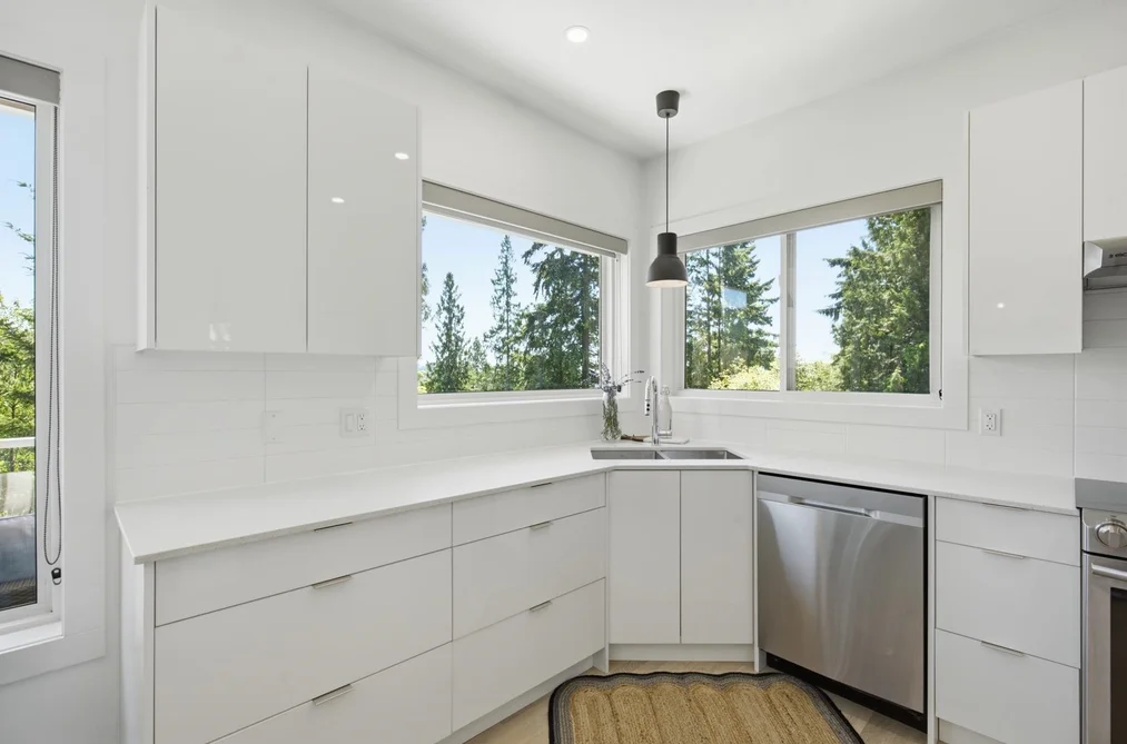 5673 SALMON DRIVE, Sechelt BC V0N 3A0, Sechelt BC — Residential for Sale — Photo 11 of 29