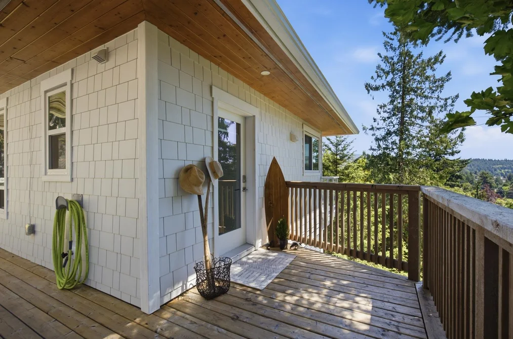 5673 SALMON DRIVE, Sechelt BC V0N 3A0, Sechelt BC — Residential for Sale — Photo 3 of 29