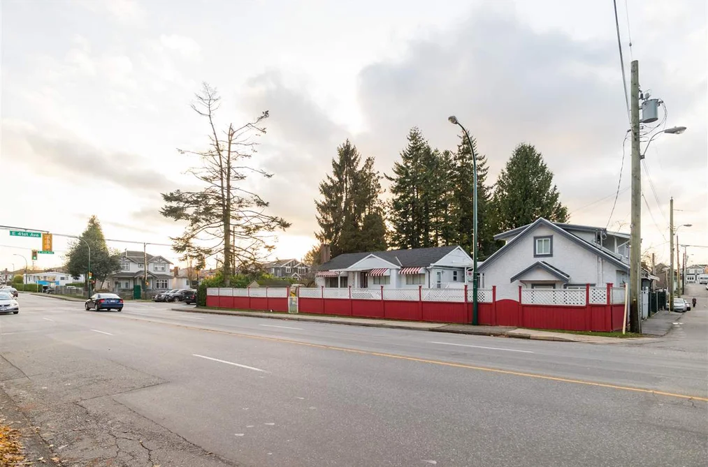 5675 RUPERT STREET, Vancouver BC V5R 2K4, Vancouver BC — Residential for Sale - Photo 3