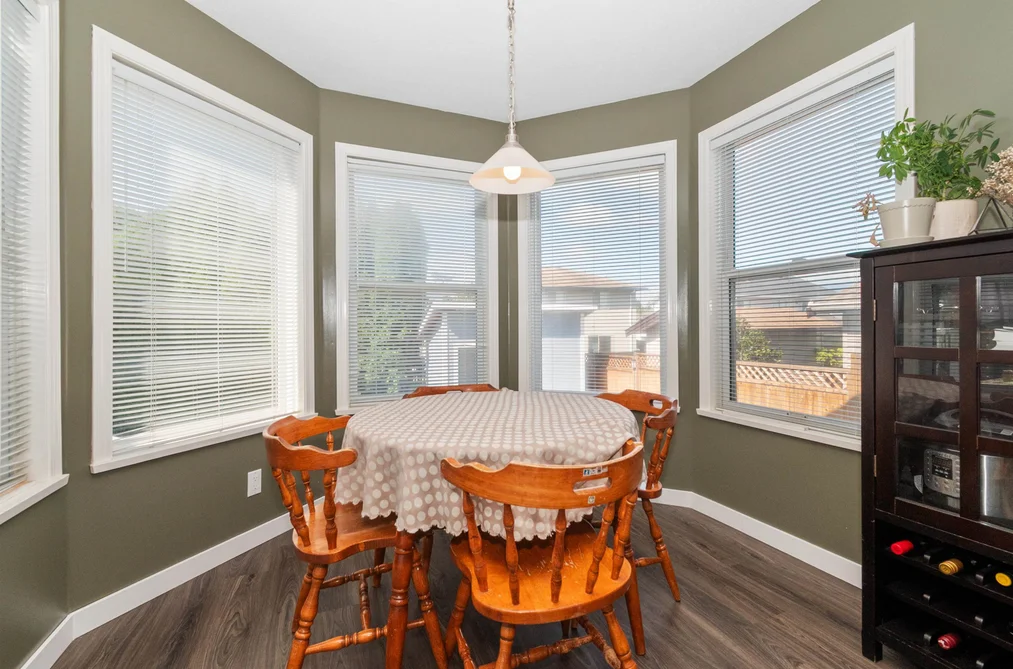 5683 Montesina Place, Chilliwack, BC - MLS: R3163438 - Photo 8 5683 Montesina Place, Chilliwack, BC - MLS: R3163438 - Photo 8