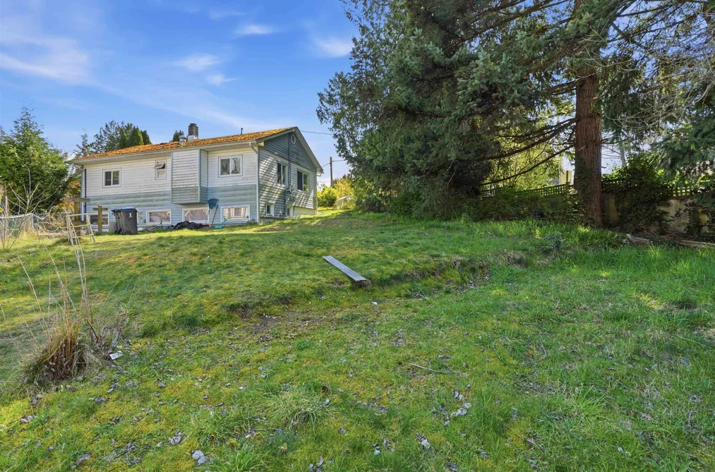 5689 PORPOISE BAY ROAD, Sechelt BC V0N 1V0, Sechelt BC — Residential for Sale - Photo 3