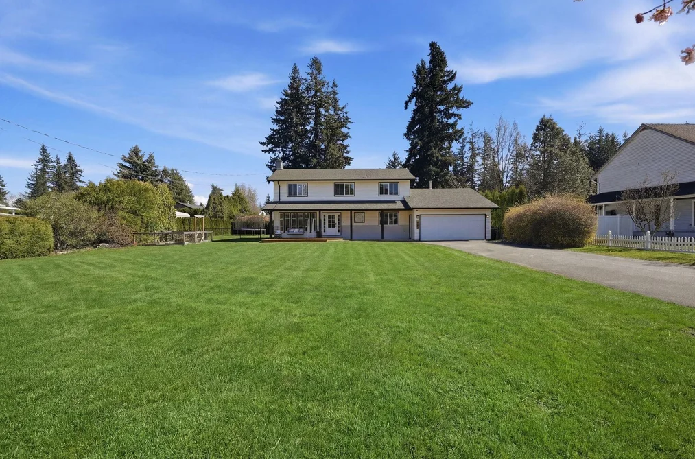 5692 247A STREET, Langley BC V2Z 1H2, Langley BC — Residential for Sale - Photo 2
