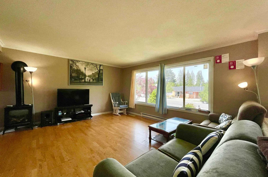 5693 DOLPHIN STREET, Sechelt BC V0N 3A0, Sechelt BC — Residential for Sale - Photo 5